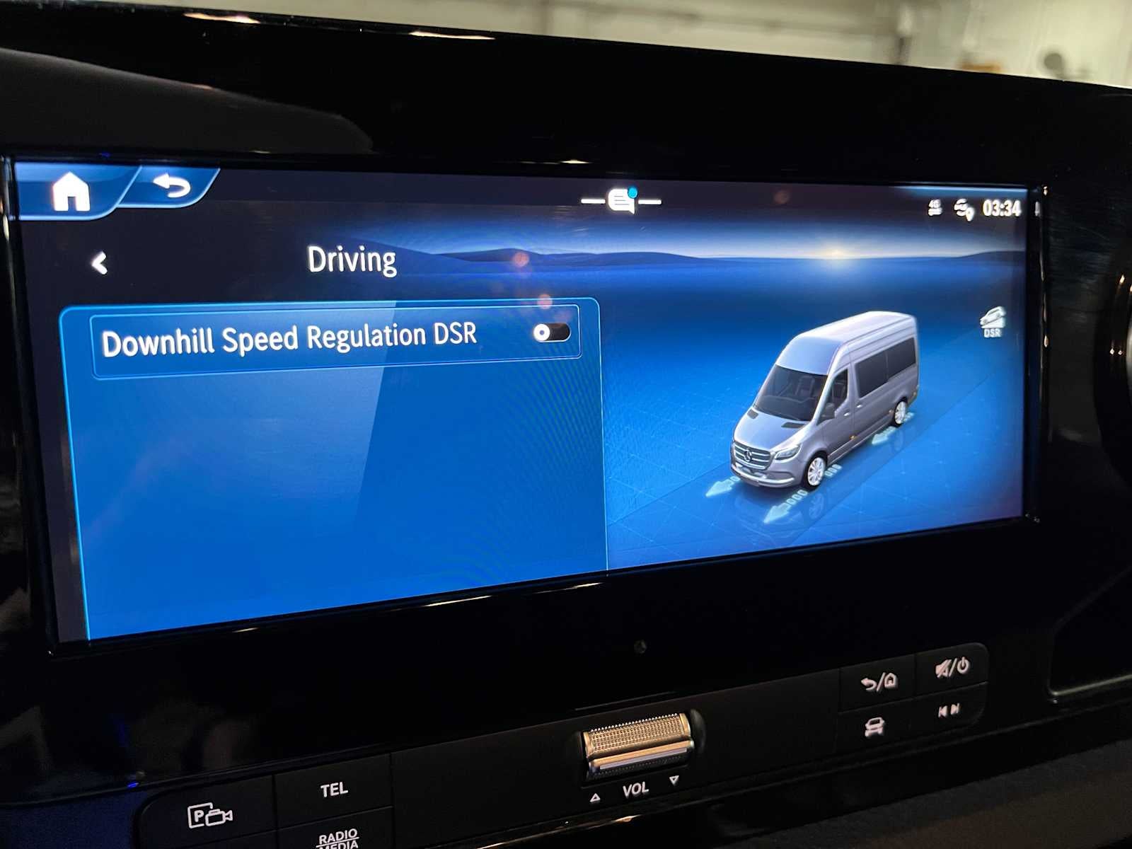 2026 Mercedes-Benz Sprinter 2500 Standard Roof I4 Diesel HO 144 AWD