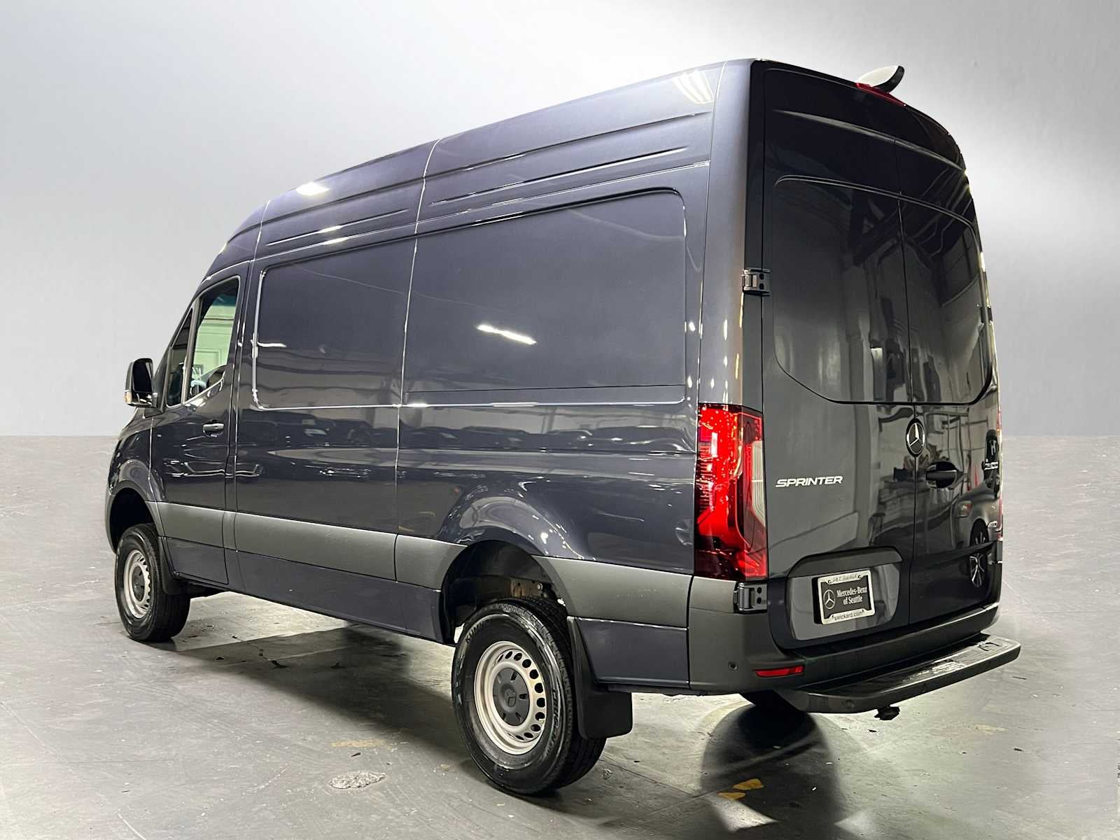 2026 Mercedes-Benz Sprinter 2500 Standard Roof I4 Diesel HO 144 AWD