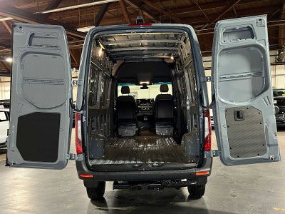 2026 Mercedes-Benz Sprinter 2500 Standard Roof I4 Diesel HO 144 AWD