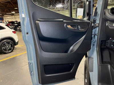 2026 Mercedes-Benz Sprinter 2500 Standard Roof I4 Diesel HO 144 AWD