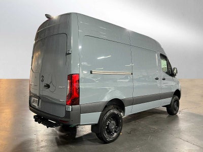 2026 Mercedes-Benz Sprinter 2500 Standard Roof I4 Diesel HO 144 AWD