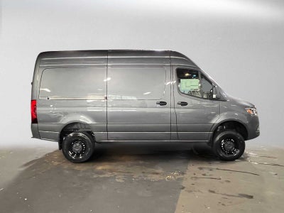 2026 Mercedes-Benz Sprinter 2500 Standard Roof I4 Diesel HO 144 AWD
