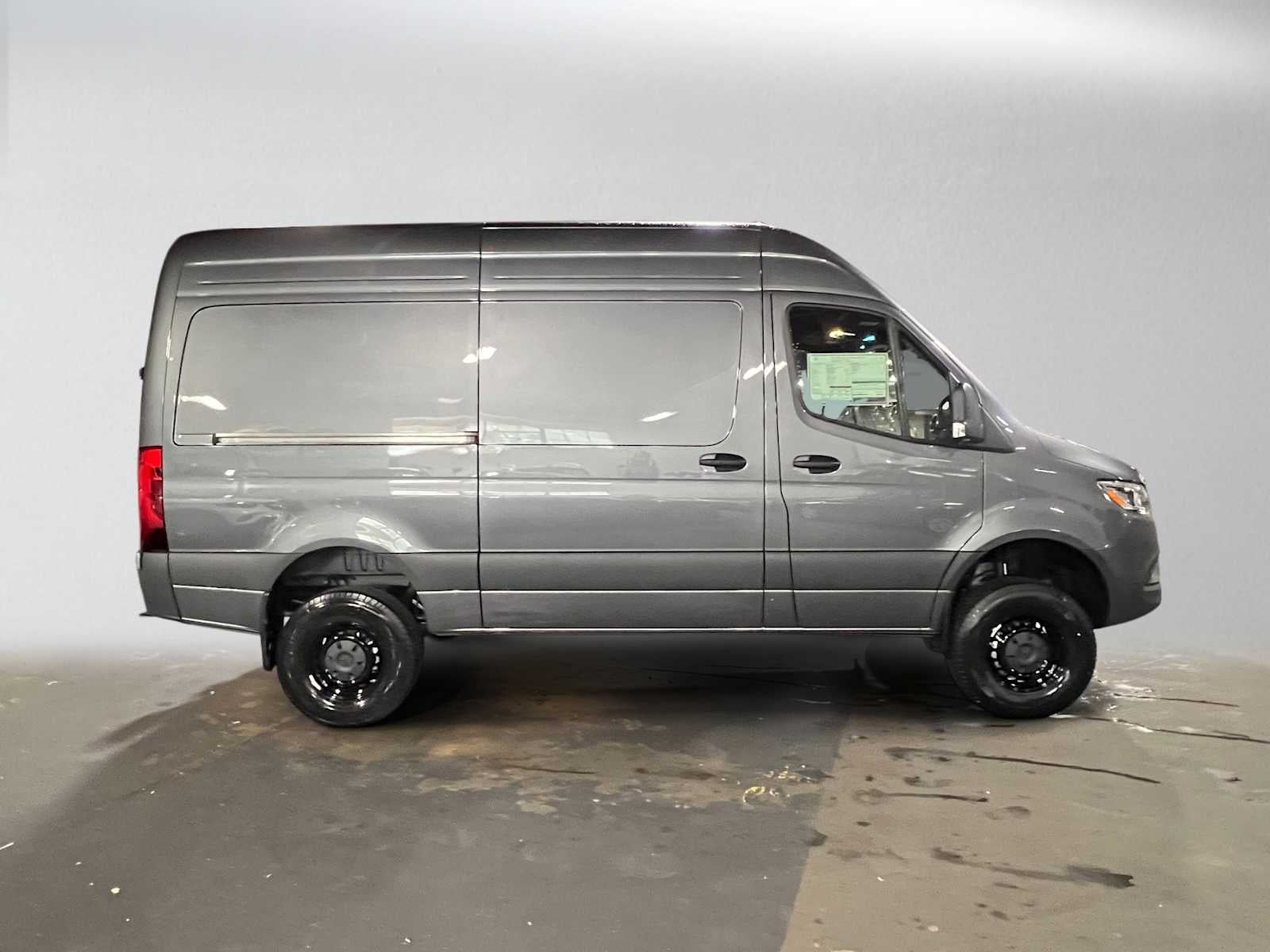 2026 Mercedes-Benz Sprinter 2500 Standard Roof I4 Diesel HO 144 AWD