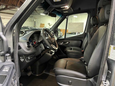 2026 Mercedes-Benz Sprinter 2500 Standard Roof I4 Diesel HO 144 AWD