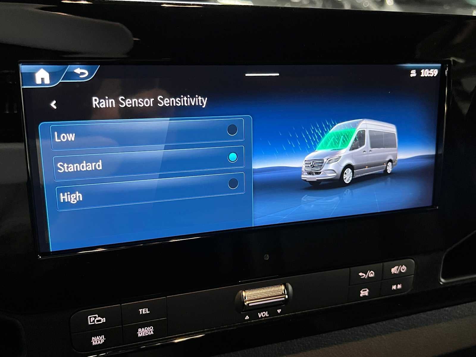 2026 Mercedes-Benz Sprinter 2500 Standard Roof I4 Diesel HO 144 AWD