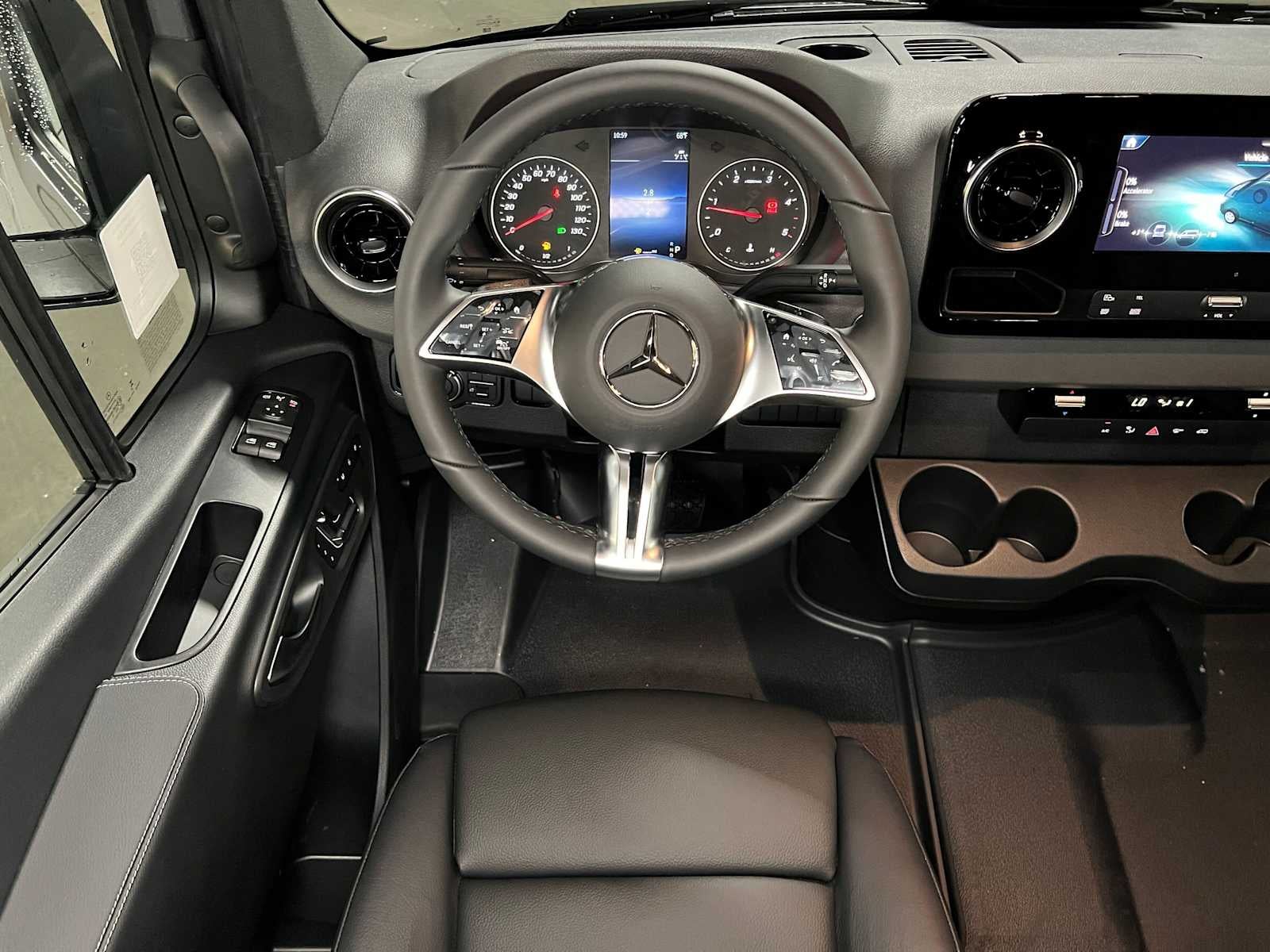 2026 Mercedes-Benz Sprinter 2500 Standard Roof I4 Diesel HO 144 AWD