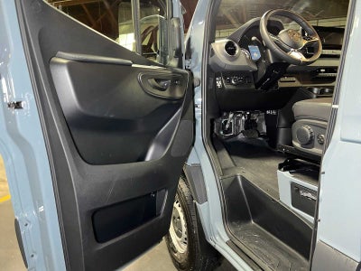2026 Mercedes-Benz Sprinter 2500 Standard Roof I4 Diesel HO 144 AWD