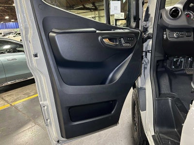 2026 Mercedes-Benz Sprinter 2500 Standard Roof I4 Diesel HO 144 AWD