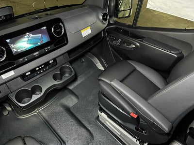 2026 Mercedes-Benz Sprinter 2500 Standard Roof I4 Diesel HO 144 AWD