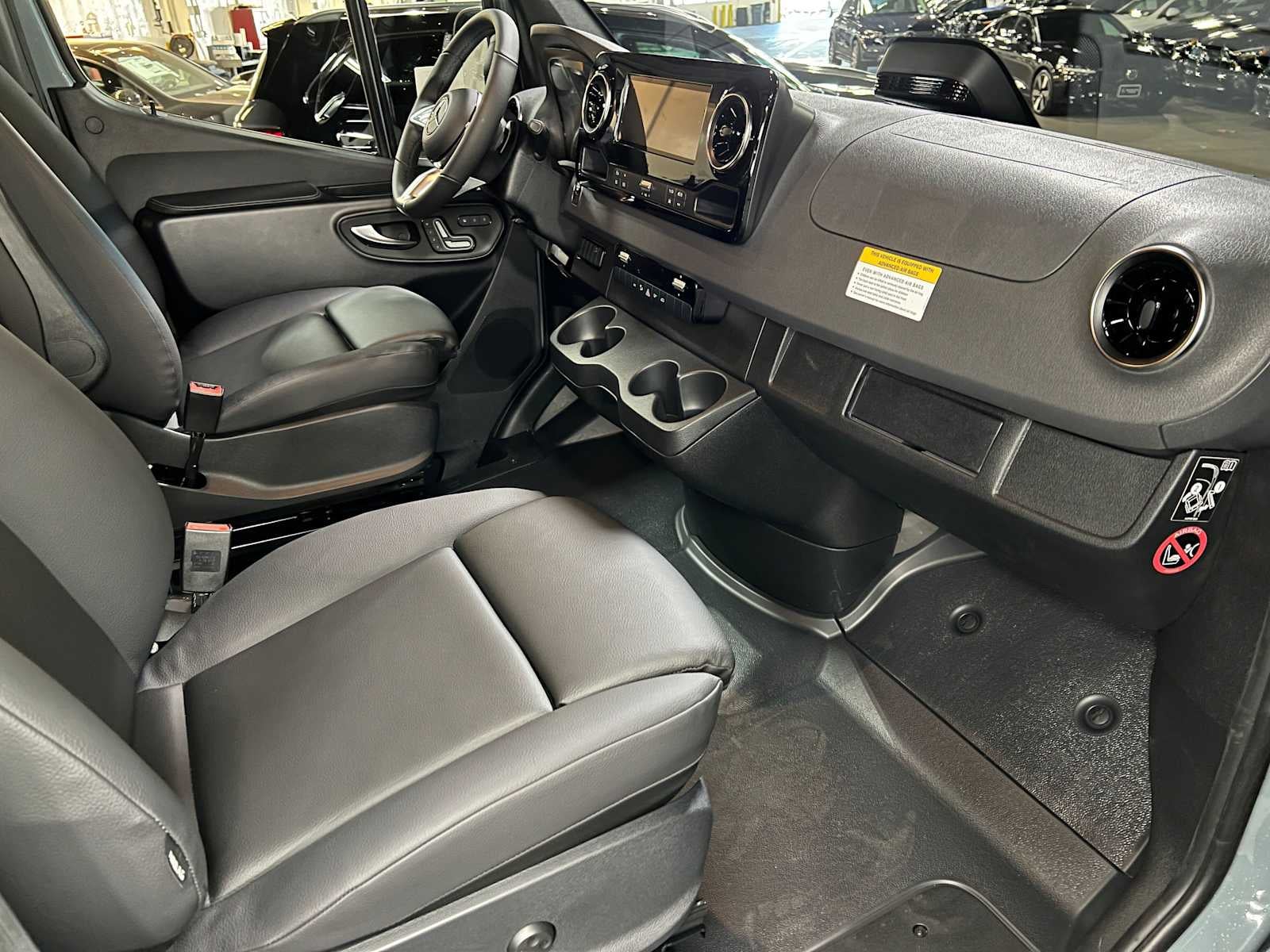 2026 Mercedes-Benz Sprinter 2500 Standard Roof I4 Diesel HO 144 AWD