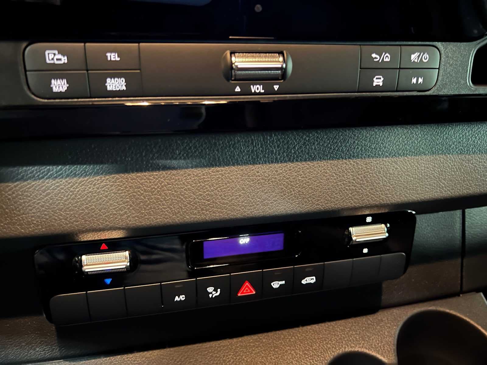 2026 Mercedes-Benz Sprinter 2500 Standard Roof I4 Diesel HO 144 AWD