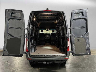 2026 Mercedes-Benz Sprinter 2500 Standard Roof I4 Diesel HO 144 AWD