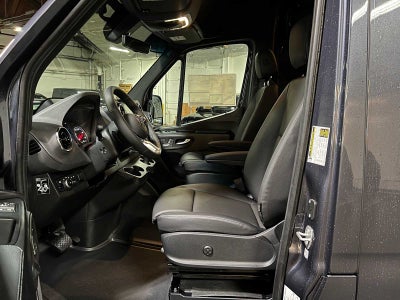 2026 Mercedes-Benz Sprinter 2500 Standard Roof I4 Diesel HO 144 AWD