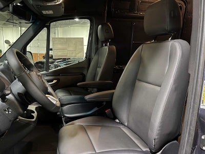 2026 Mercedes-Benz Sprinter 2500 Standard Roof I4 Diesel HO 144 AWD