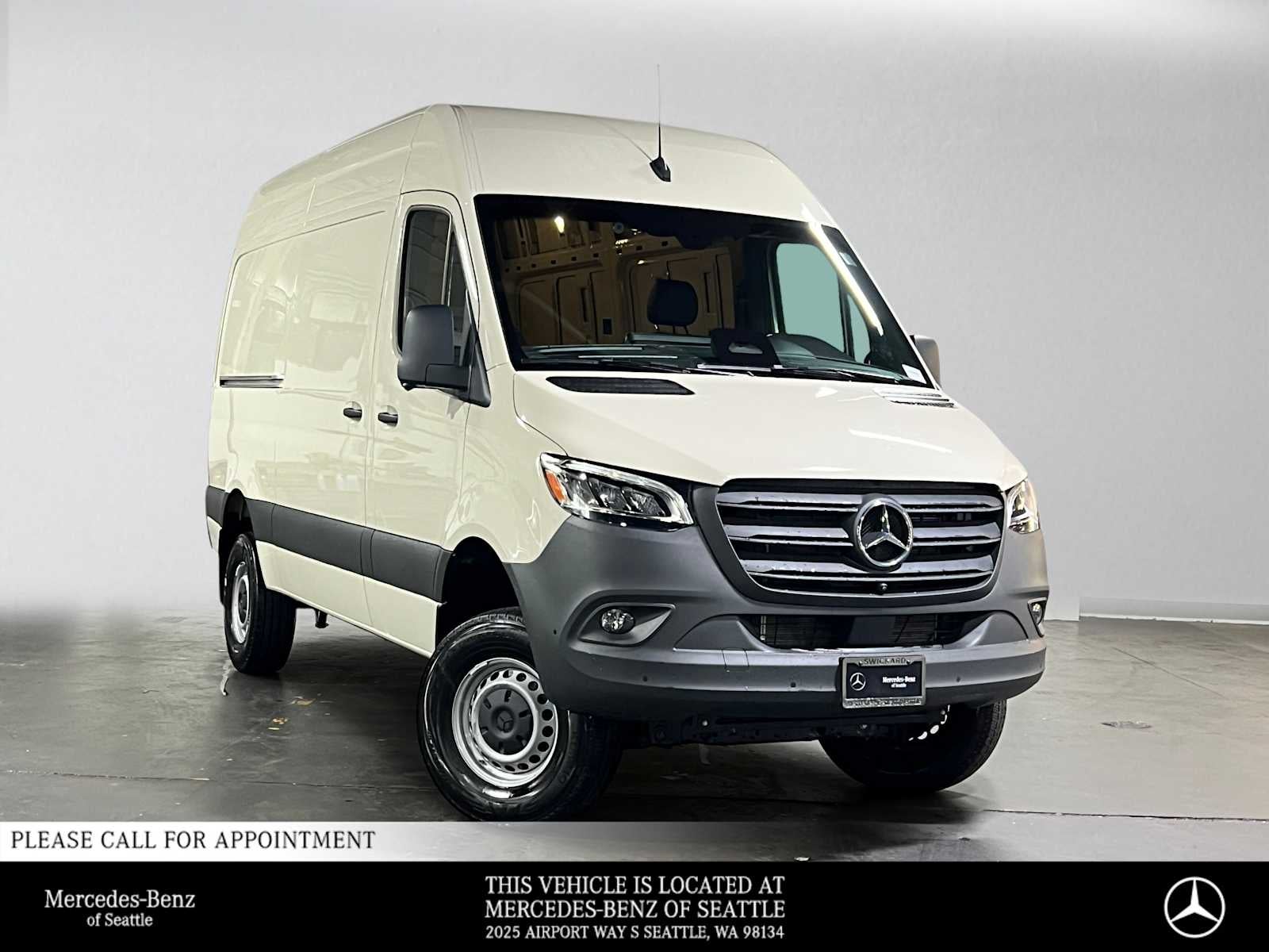 2026 Mercedes-Benz Sprinter 2500 Standard Roof I4 Diesel HO 144 AWD