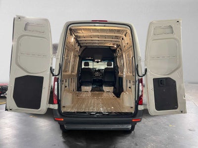2026 Mercedes-Benz Sprinter 2500 Standard Roof I4 Diesel HO 144 AWD