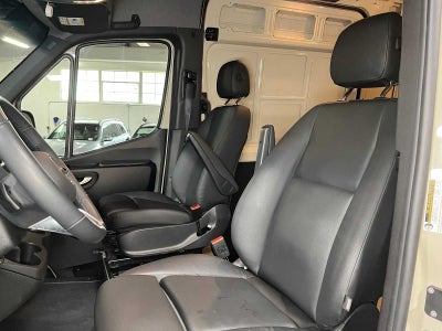 2026 Mercedes-Benz Sprinter 2500 Standard Roof I4 Diesel HO 144 AWD