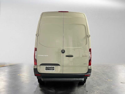 2026 Mercedes-Benz Sprinter 2500 Standard Roof I4 Diesel HO 144 AWD