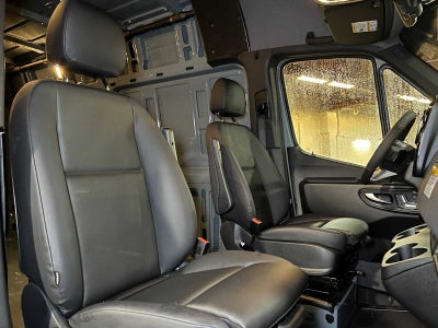 2026 Mercedes-Benz Sprinter 2500 Standard Roof I4 Diesel HO 144 AWD