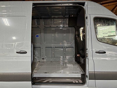2026 Mercedes-Benz Sprinter 2500 Standard Roof I4 Diesel HO 144 AWD