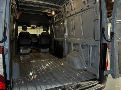2026 Mercedes-Benz Sprinter 2500 Standard Roof I4 Diesel HO 144 AWD