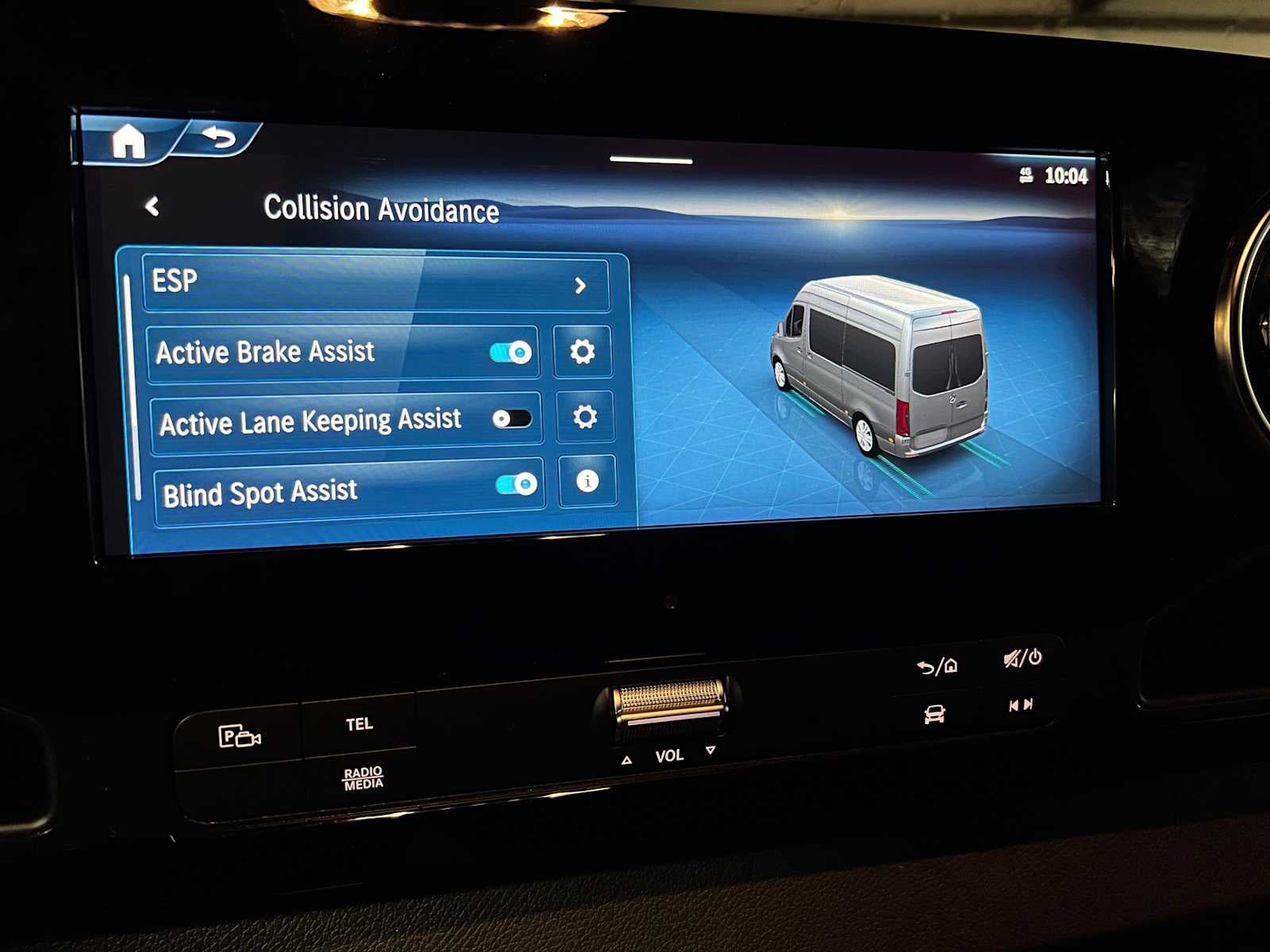 2026 Mercedes-Benz Sprinter 2500 Standard Roof I4 Diesel HO 144 AWD