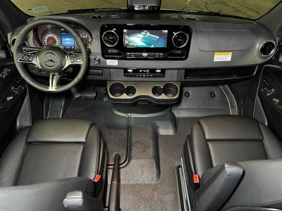 2026 Mercedes-Benz Sprinter 2500 Standard Roof I4 Diesel HO 144 AWD