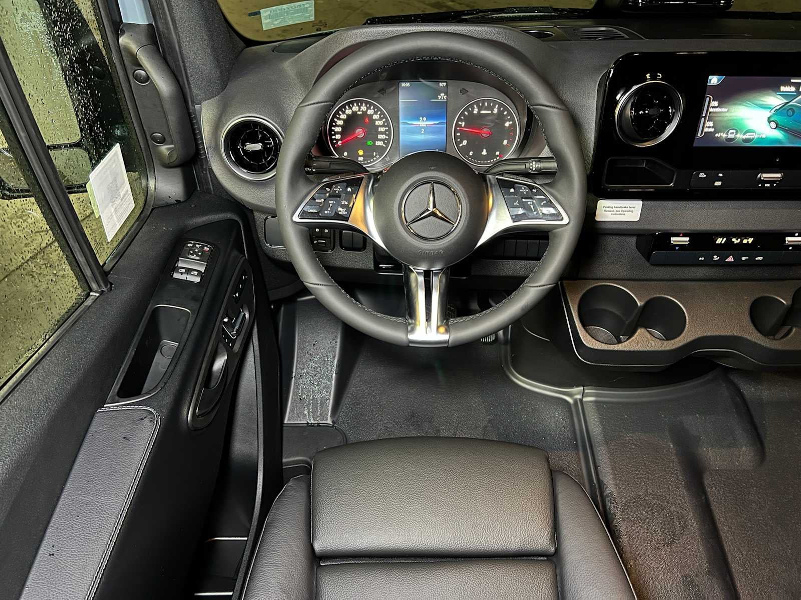 2026 Mercedes-Benz Sprinter 2500 Standard Roof I4 Diesel HO 144 AWD