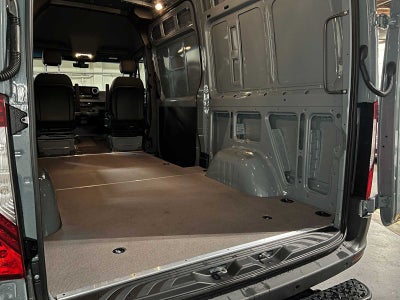 2026 Mercedes-Benz Sprinter 2500 Standard Roof I4 Diesel HO 144 AWD