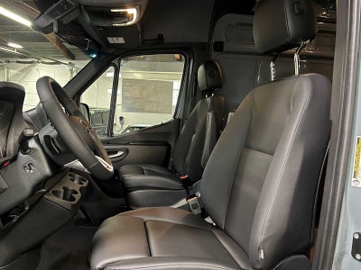 2026 Mercedes-Benz Sprinter 2500 Standard Roof I4 Diesel HO 144 AWD