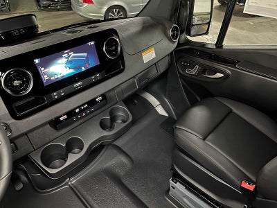 2026 Mercedes-Benz Sprinter 2500 Standard Roof I4 Diesel HO 144 AWD
