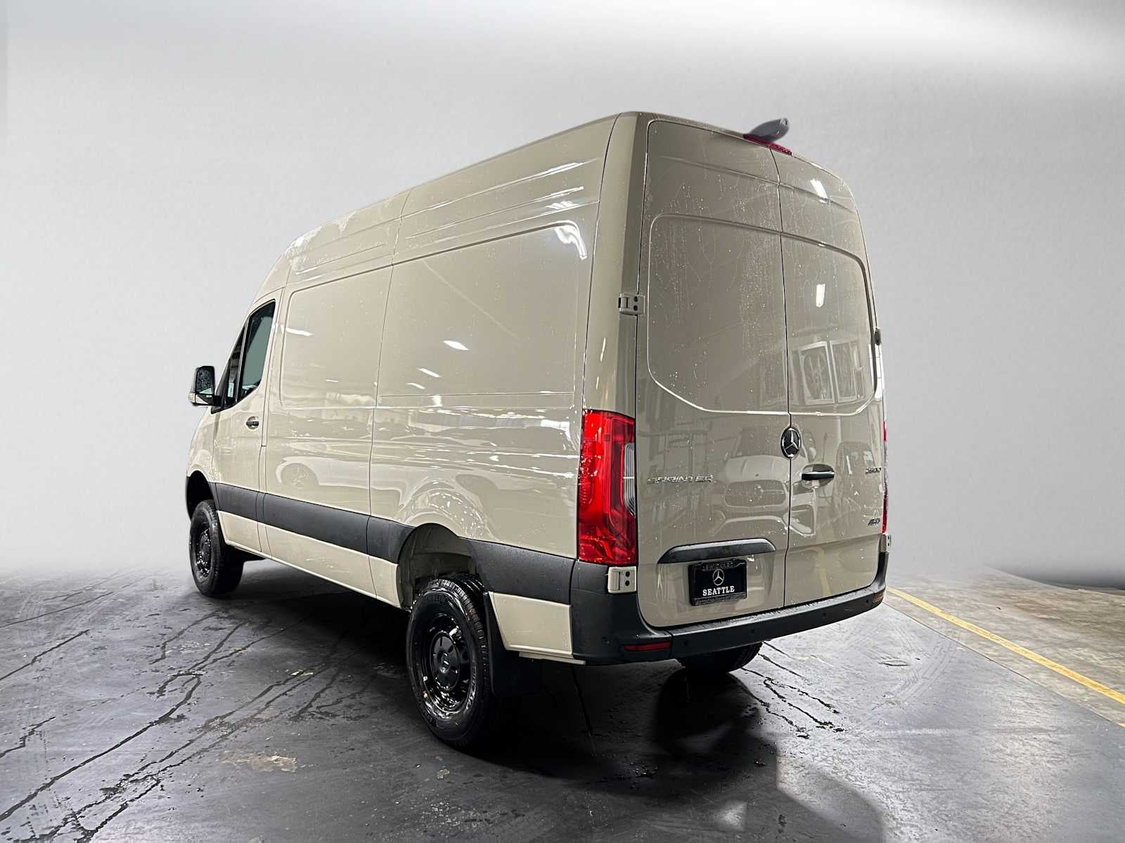 2026 Mercedes-Benz Sprinter 2500 Standard Roof I4 Diesel HO 144 AWD