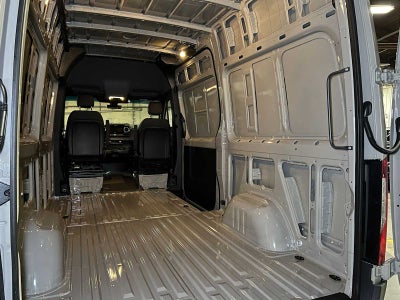 2026 Mercedes-Benz Sprinter 2500 Standard Roof I4 Diesel HO 144 AWD