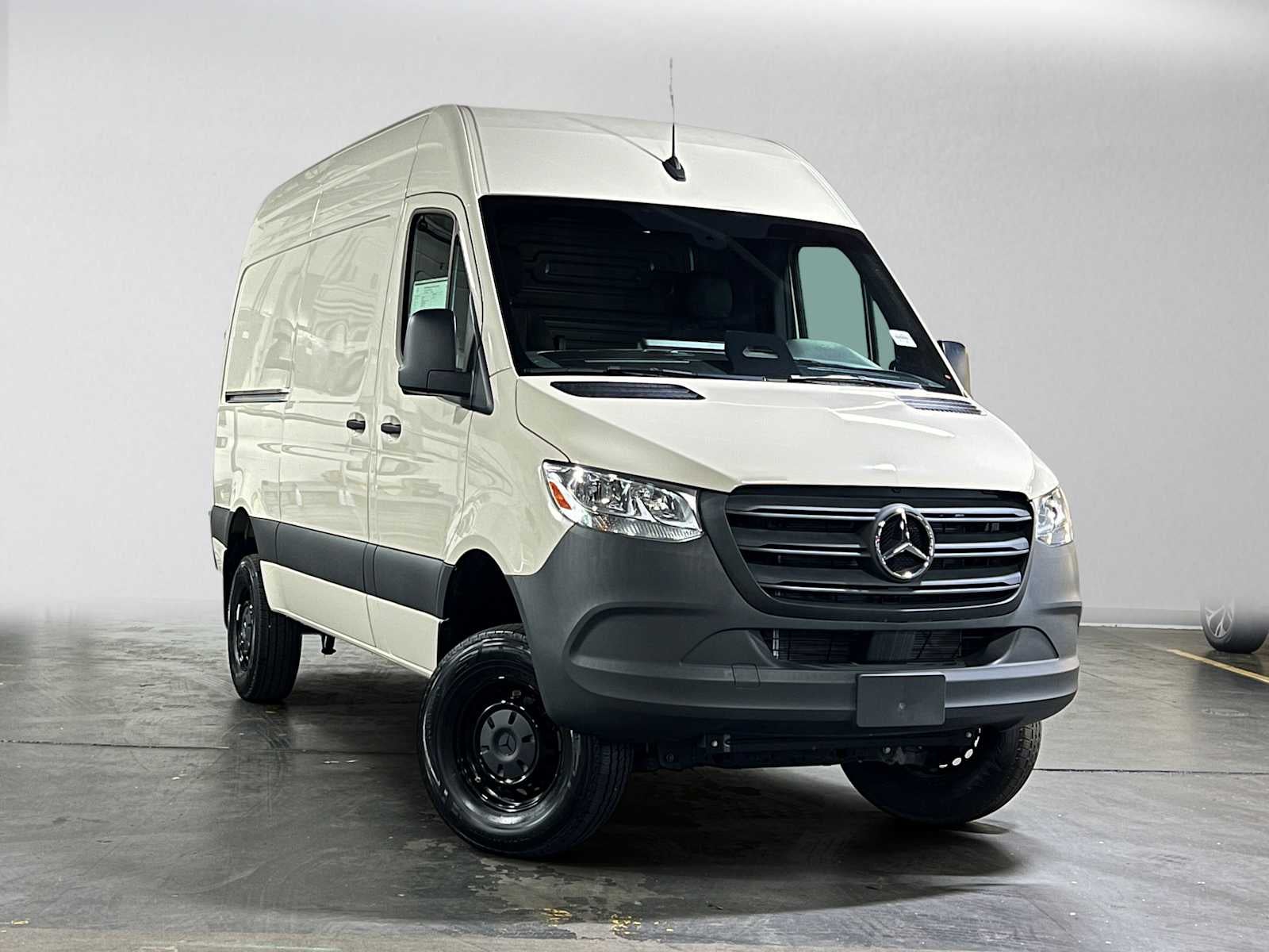 2025 Mercedes-Benz Sprinter Cargo Van 2500 Standard Roof I4 Diesel HO 144 AWD