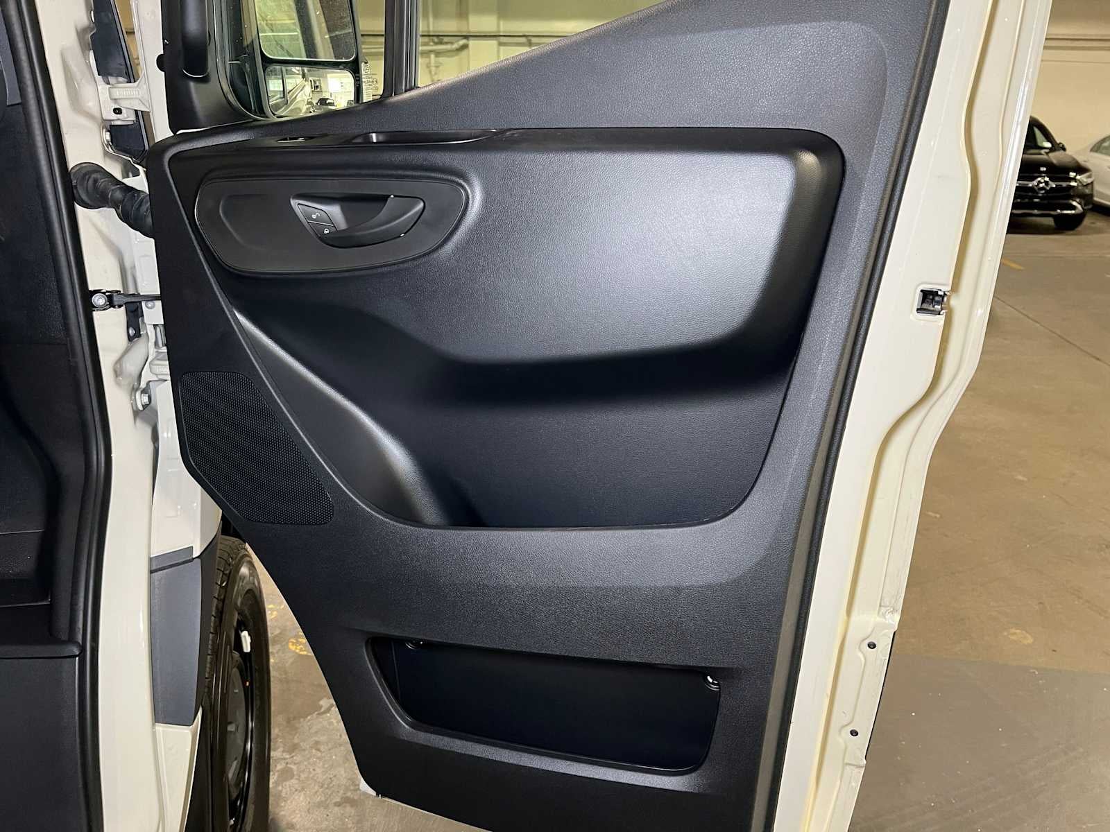 2025 Mercedes-Benz Sprinter Cargo Van 2500 Standard Roof I4 Diesel HO 144 AWD