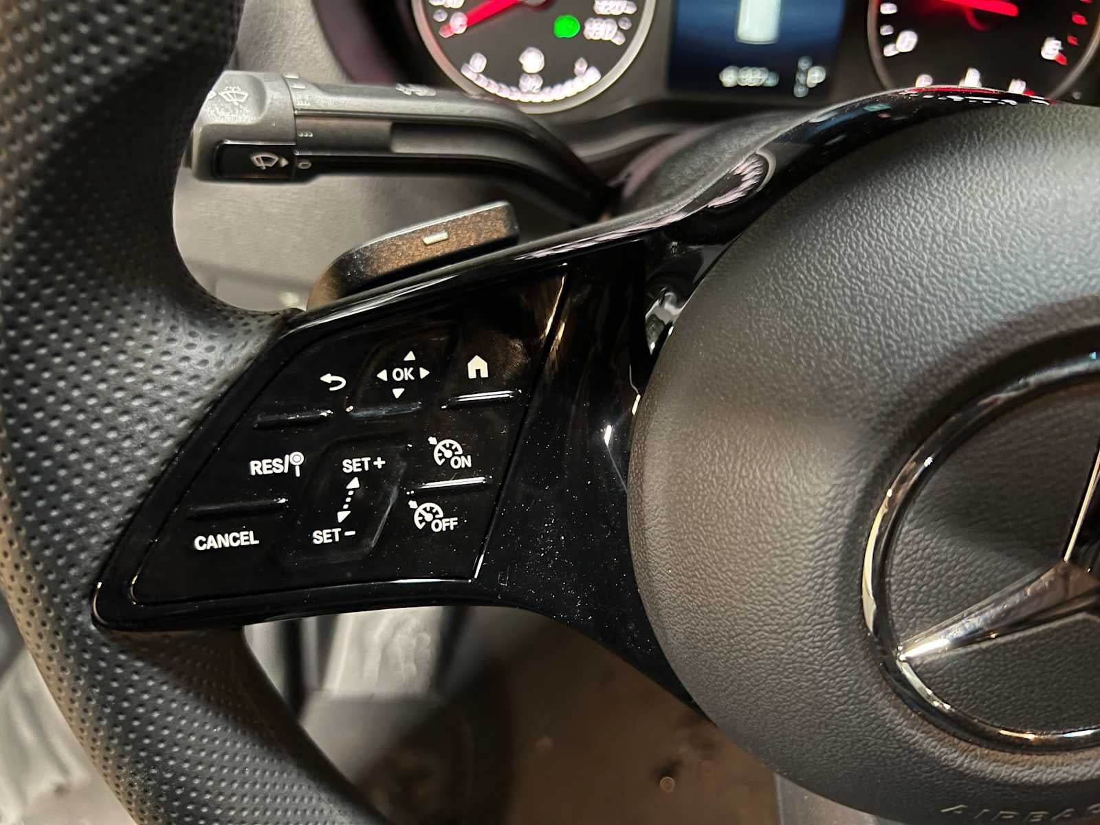 2025 Mercedes-Benz Sprinter 2500 High Roof I4 Diesel HO 170" RWD