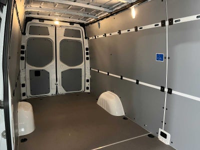 2026 Mercedes-Benz Sprinter 2500 High Roof I4 Diesel HO 170 RWD