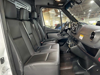 2026 Mercedes-Benz Sprinter 2500 High Roof I4 Diesel HO 170 RWD