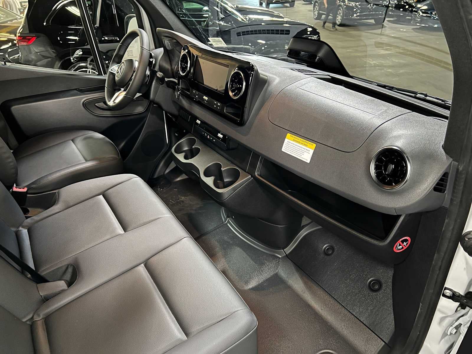 2026 Mercedes-Benz Sprinter 2500 High Roof I4 Diesel HO 170 RWD