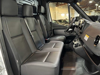 2026 Mercedes-Benz Sprinter 2500 High Roof I4 Diesel HO 170 RWD
