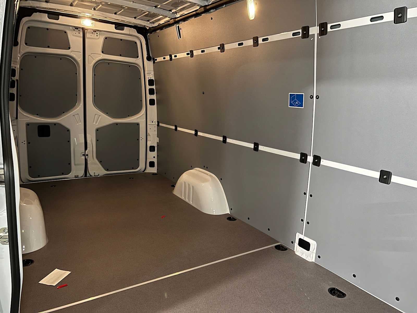 2026 Mercedes-Benz Sprinter 2500 High Roof I4 Diesel HO 170 RWD