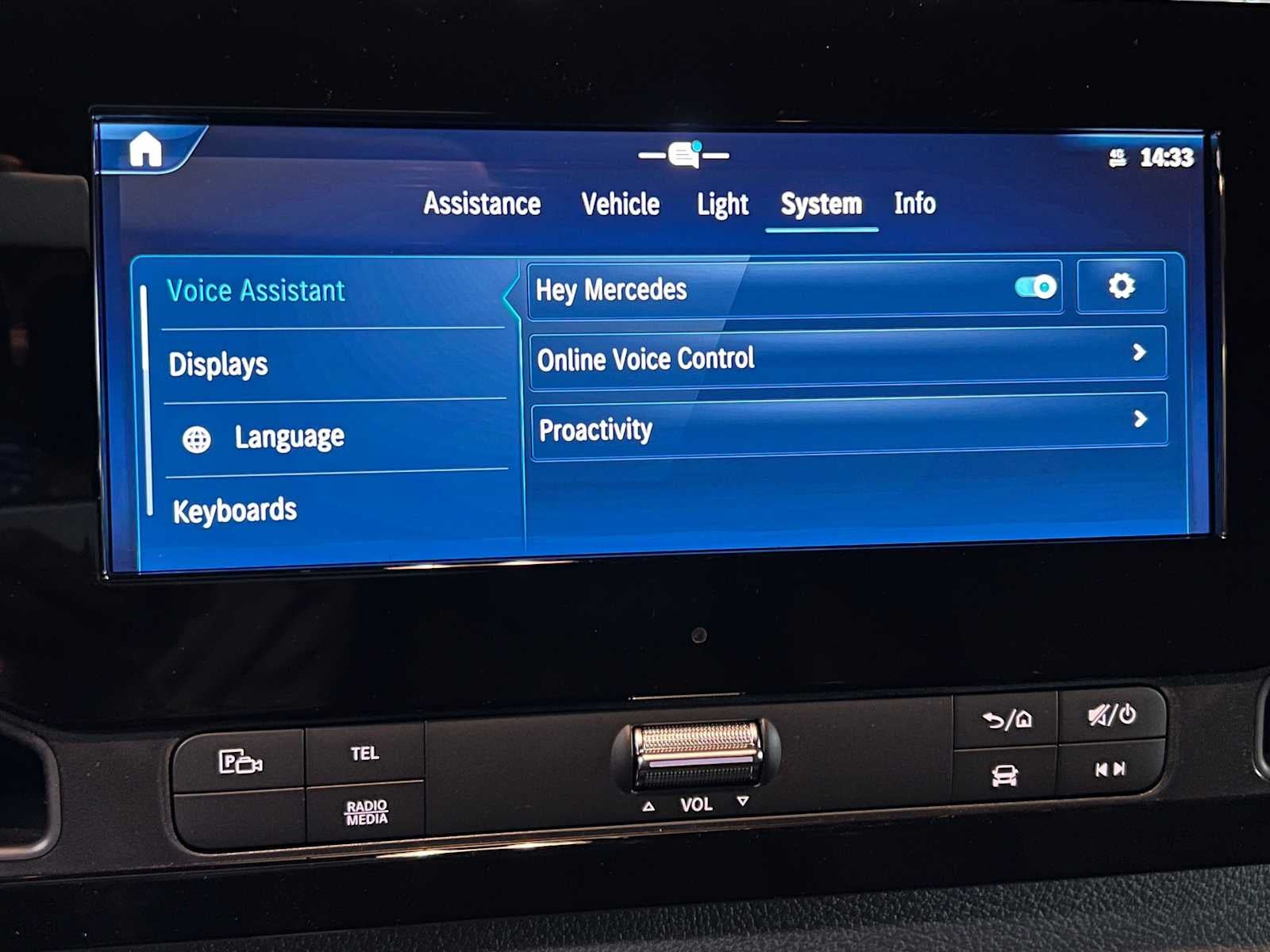 2026 Mercedes-Benz Sprinter 2500 High Roof I4 Diesel HO 170 RWD