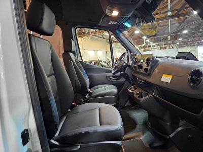 2025 Mercedes-Benz Sprinter Cargo Van 2500 High Roof I4 Diesel HO 170 RWD