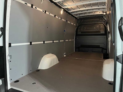 2026 Mercedes-Benz Sprinter 2500 High Roof I4 Diesel HO 170 RWD