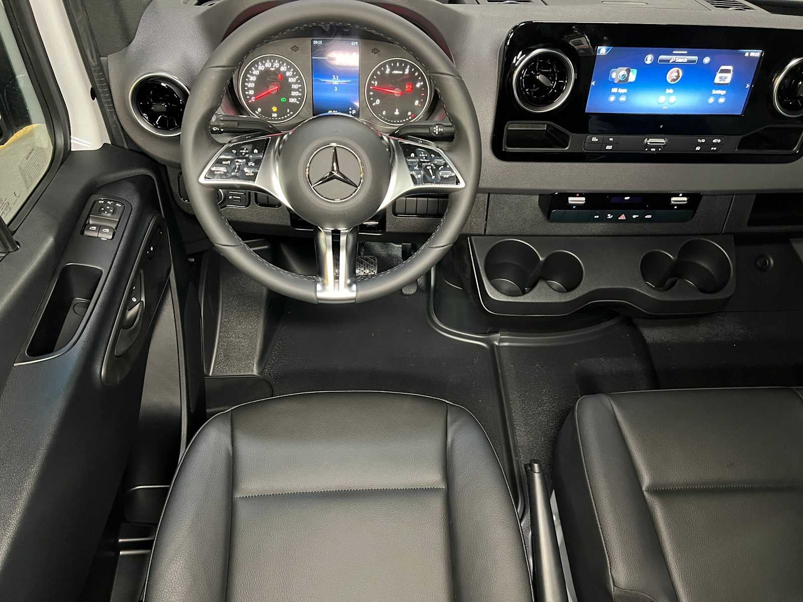 2026 Mercedes-Benz Sprinter 2500 High Roof I4 Diesel HO 170 RWD