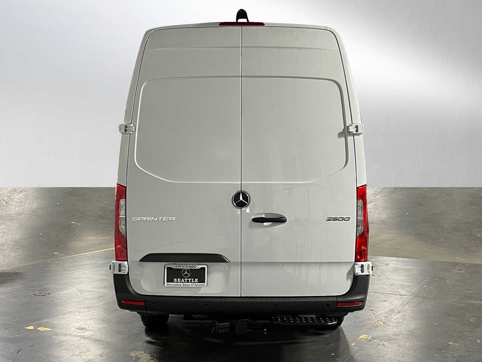 2026 Mercedes-Benz Sprinter 2500 High Roof I4 Diesel HO 170 RWD
