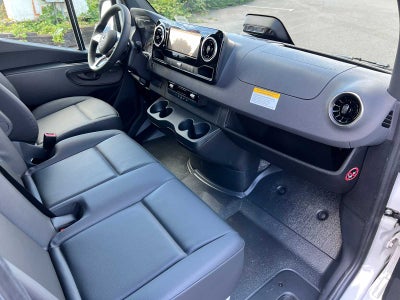 2026 Mercedes-Benz Sprinter 2500 High Roof I4 Diesel HO 170 RWD
