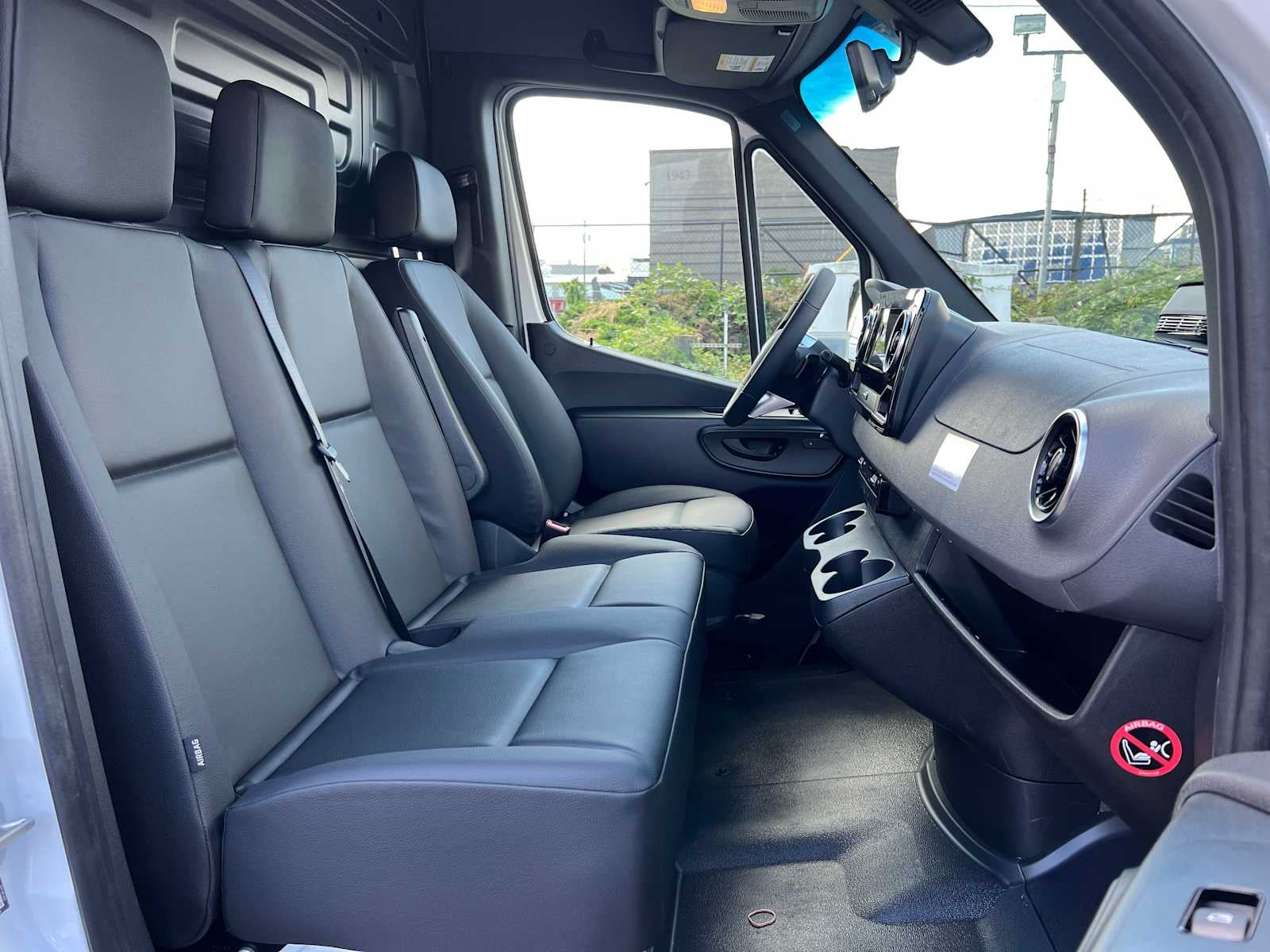 2026 Mercedes-Benz Sprinter 2500 High Roof I4 Diesel HO 170 RWD