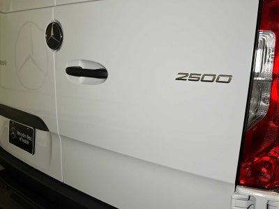2026 Mercedes-Benz Sprinter 2500 High Roof I4 Diesel HO 170 RWD