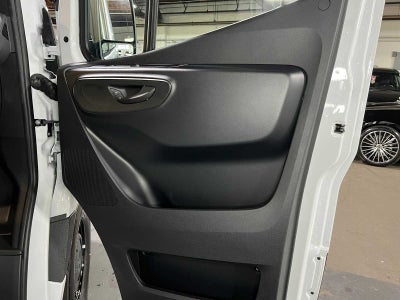 2026 Mercedes-Benz Sprinter 2500 High Roof I4 Diesel HO 170 RWD